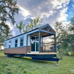 Brand New Tiny Home Fully Furnished plus Appliances and TV