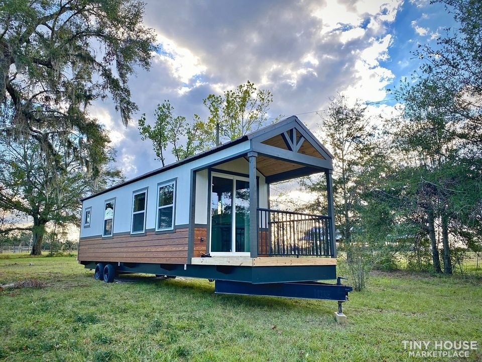 Brand New Tiny Home Fully Furnished plus Appliances and TV